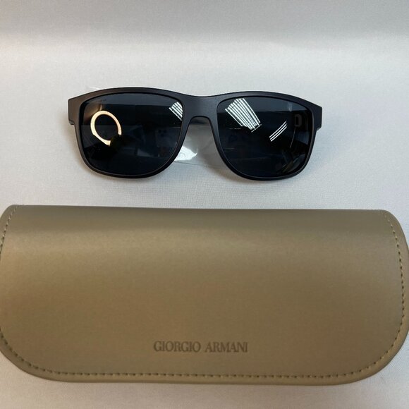 Giorgio Armani  - Sunglases - Picture 6 of 15
